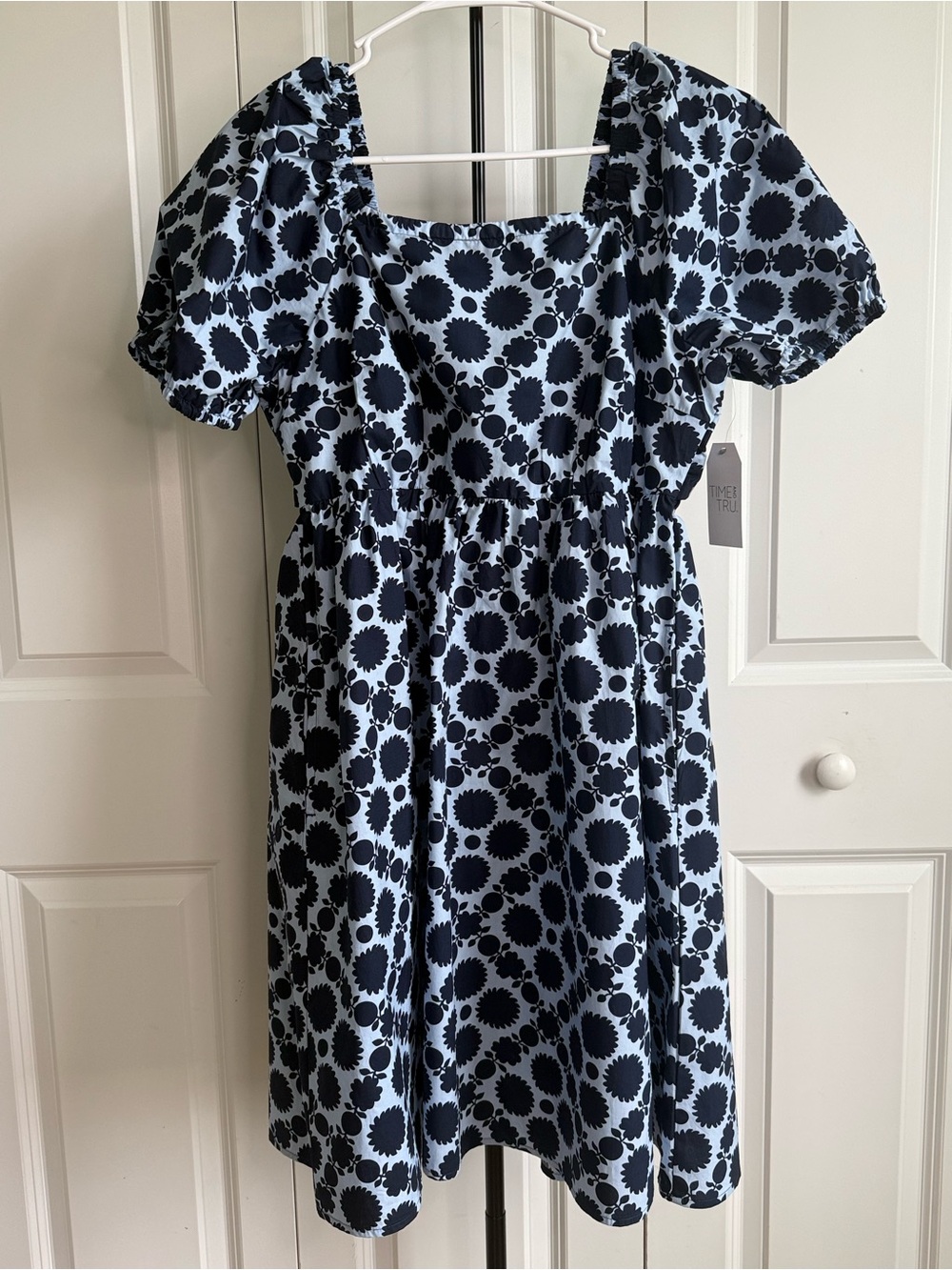 Time and Tru Floral Puff Sleeve Tie Back Bow Dress S NWT